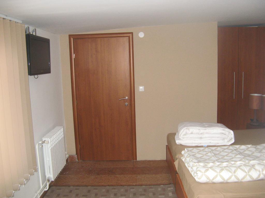 Prenociste Zan Hotel Sarajevo Exterior photo